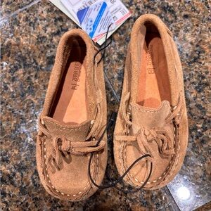 Zara Infant Tan Moccasins with Fringe Details, size 4.